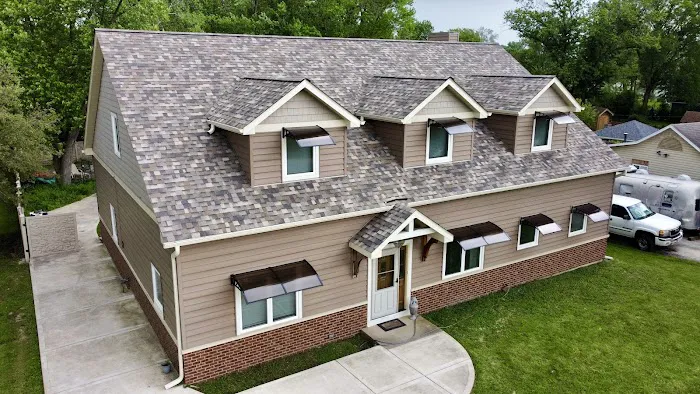 Pointview Roofing & Public Adjusting Picture 2