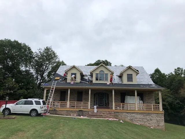 D&M Roofing & Restoration Picture 7