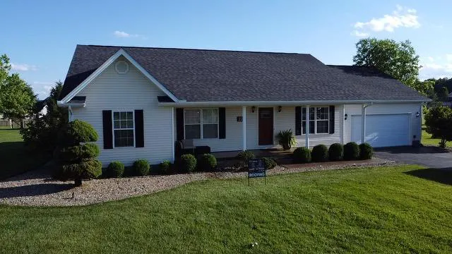 Empire Roofing and Exteriors Picture 4