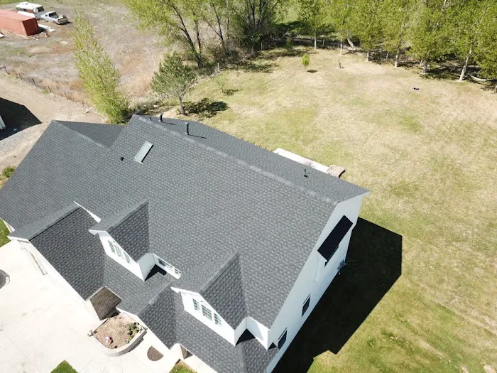 Built Wright Homes & Roofing Inc Picture 3