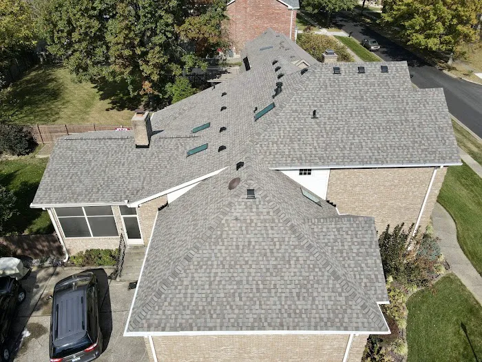 BHC Roofing and Siding Picture 1