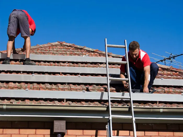 S & P Roofing Picture 1