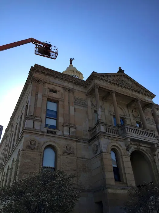 Lee's Roofing Inc. Picture 2