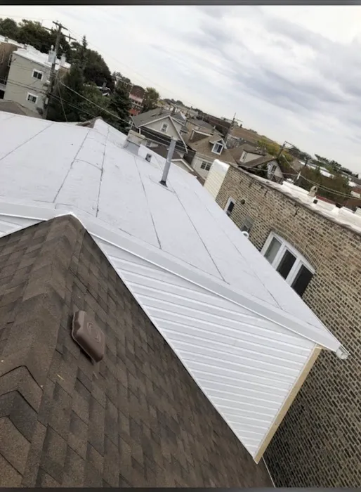Chicago Flat Roofing Contractors | Residential & Commercial Roofing Repairs Picture 6