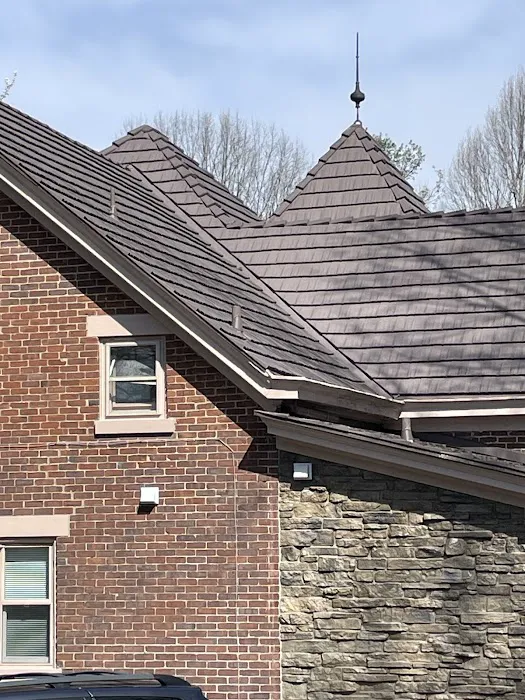 Classic Metal Roofing Systems of Kentuckiana Picture 1