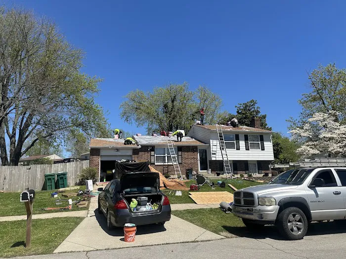 Roofing 502 Picture 1