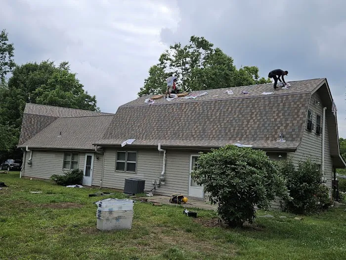 On The Roof Contracting Picture 4