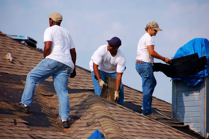 S & S Roofing Picture 5