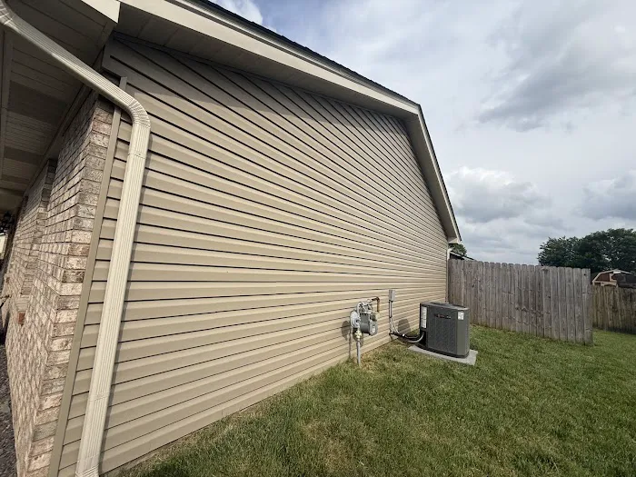 IC REMODELING SERVICE LLC Picture 1