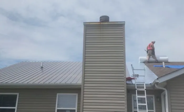 J&H roofing Picture 7