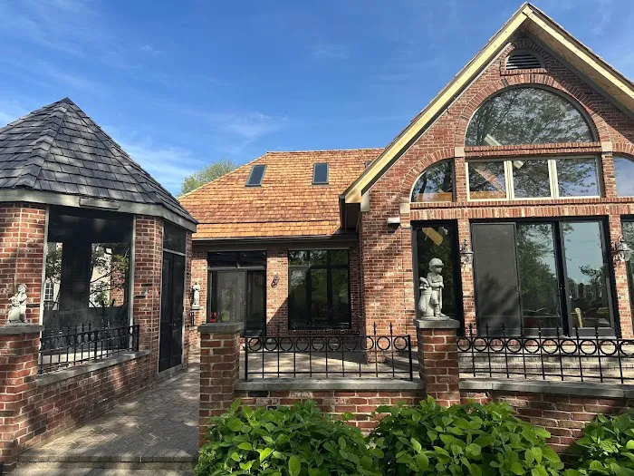 Huuso Exteriors Picture 7