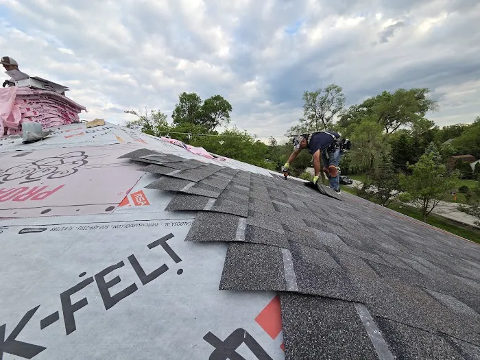 HomeHero Roofing Picture 9