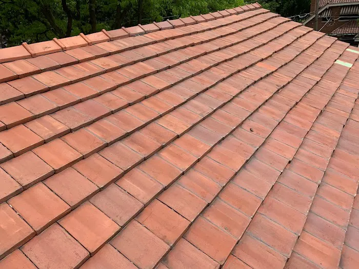 Perun Roofing Picture 1