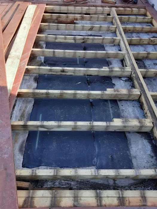 Roofing & Tuckpointing Guru Picture 1