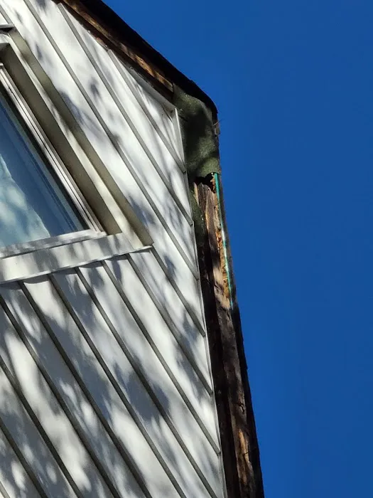 Second City Roofing & Exteriors Picture 7