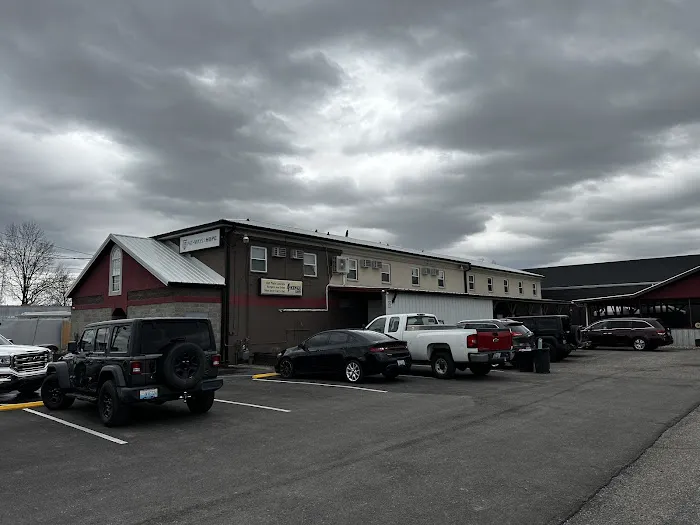 Louisville Top Choice Roofing Picture 1