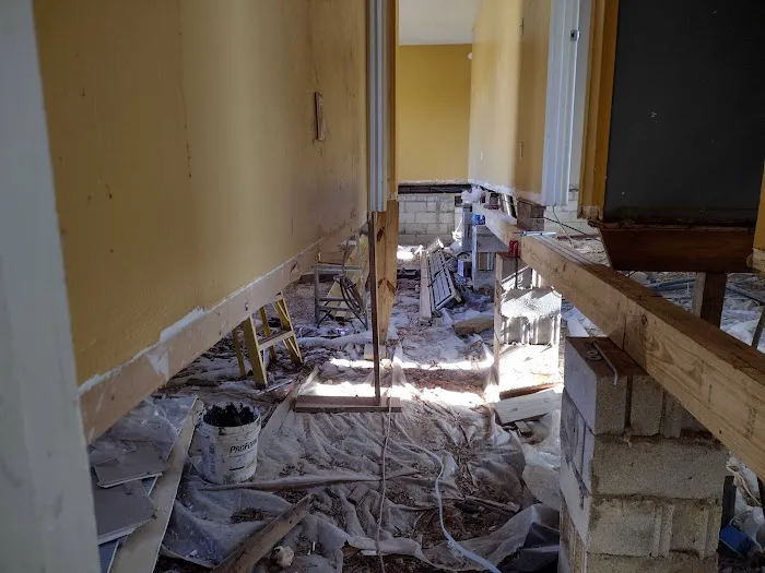 Deaton's Roofing Picture 10