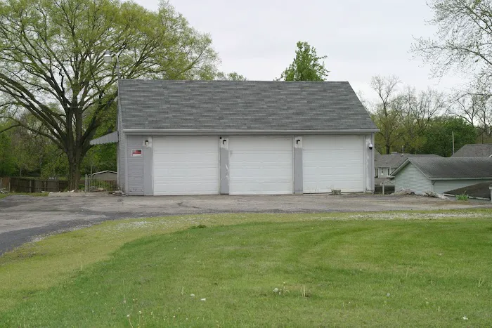 Burns Roofing LLC Picture 1