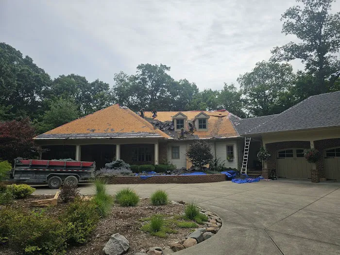 Day Contracting LLC Picture 1