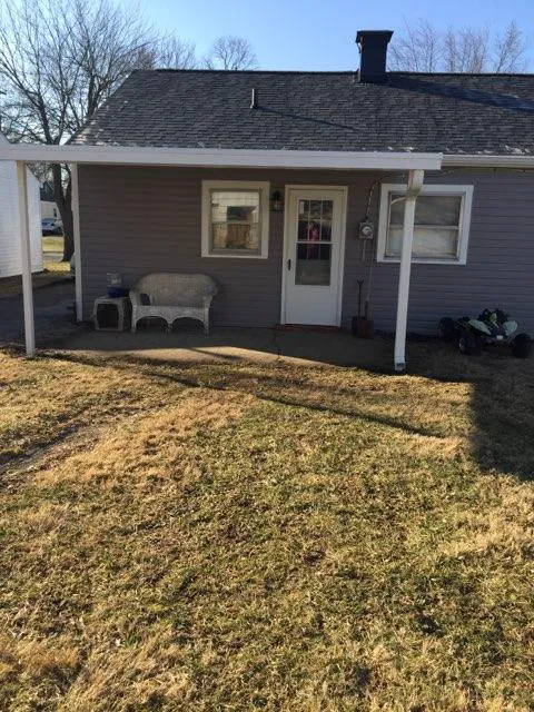 A.E.S Roofing & Siding LLC Picture 5