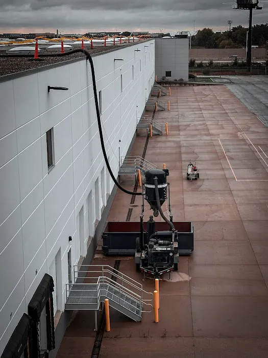 Velocity Roof Vacuum Service Picture 6