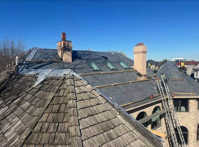 AK Roofing & Gutters Picture 5