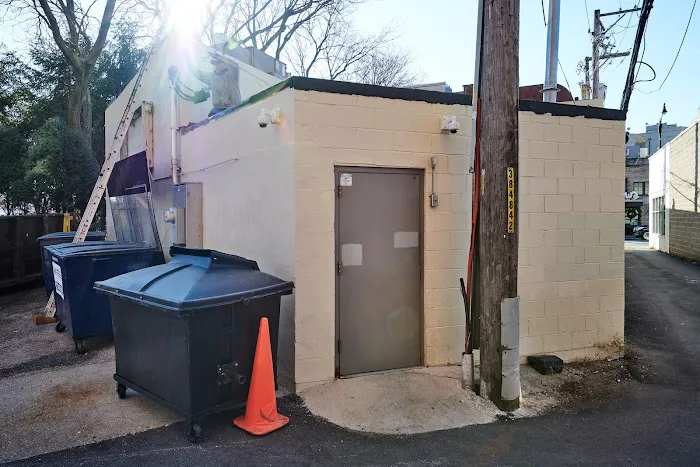 Quantum Exteriors Picture 8