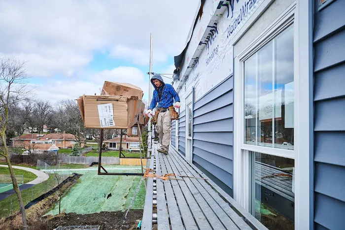 Quantum Exteriors Picture 7