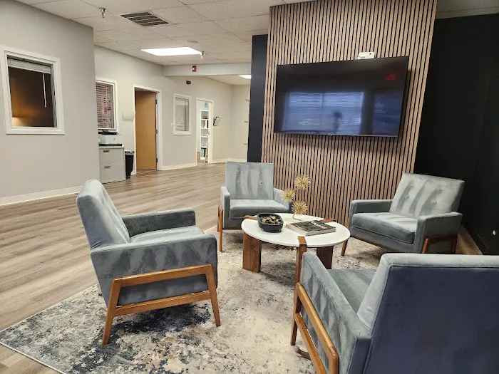 Naperville Roofing and Construction Picture 2