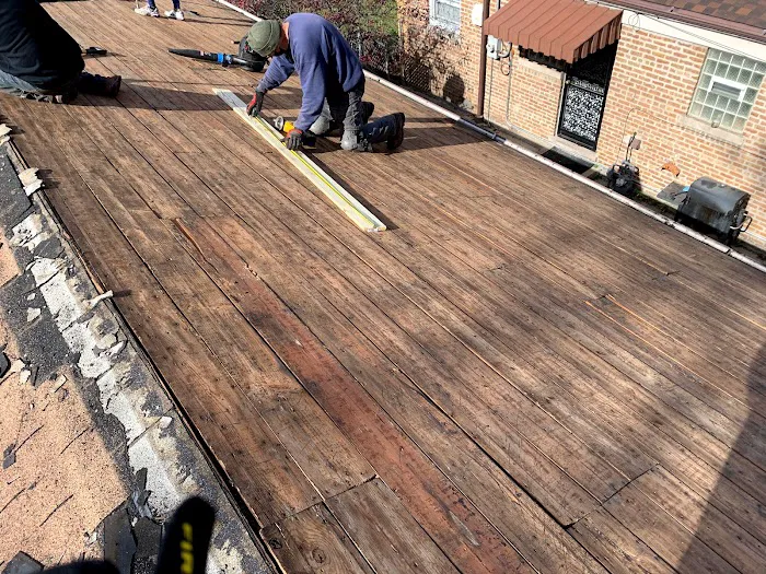 Chicago Roofing Assistance Picture 7