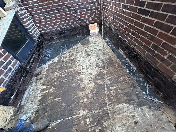 Expert Super Seal Roofing & Tuckpointing - Wrigleyville Picture 8