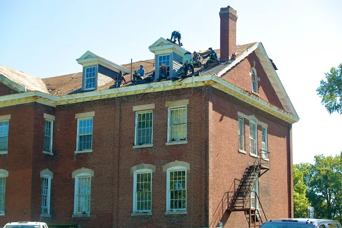 Craftsmen Roofing and Exteriors Picture 3