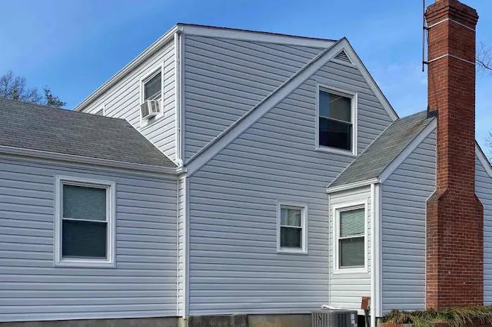 Cervices, LLC Roofing, Gutters, and Siding Picture 9