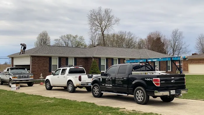 L.M. ROOFING LLC Picture 7