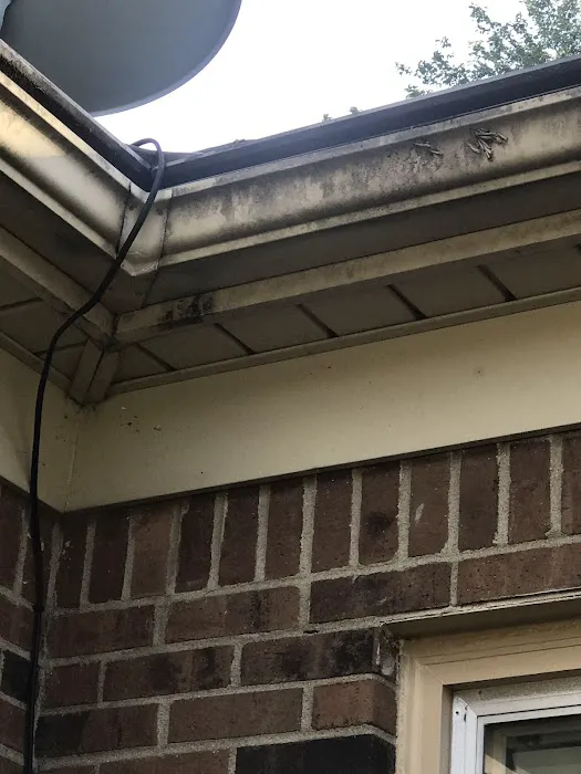 GM Roofing & Gutter Topper Picture 2