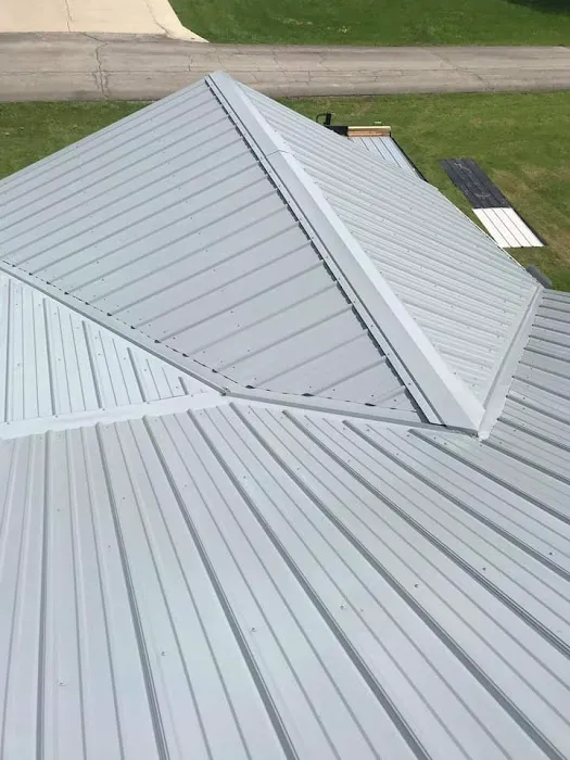 SCC Commercial & Metal Roofing Picture 1