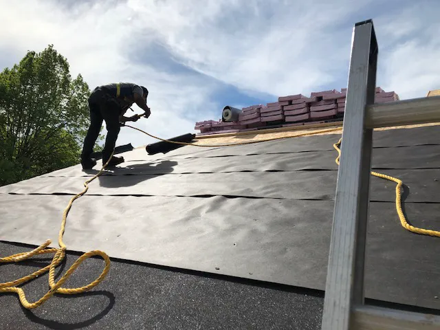 SGT Roofing Picture 2