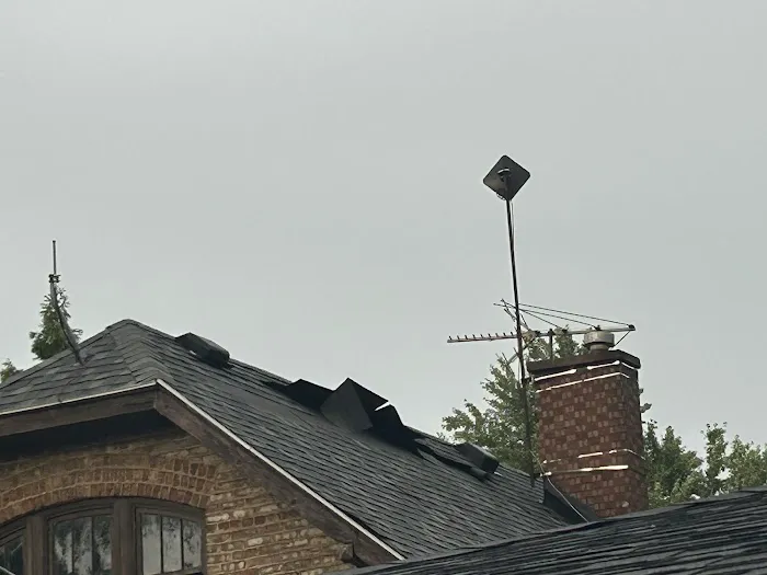 Buk Roofing Picture 1