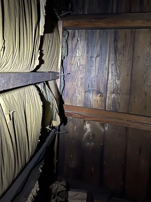 Chicago Roofing and Gutters Picture 1