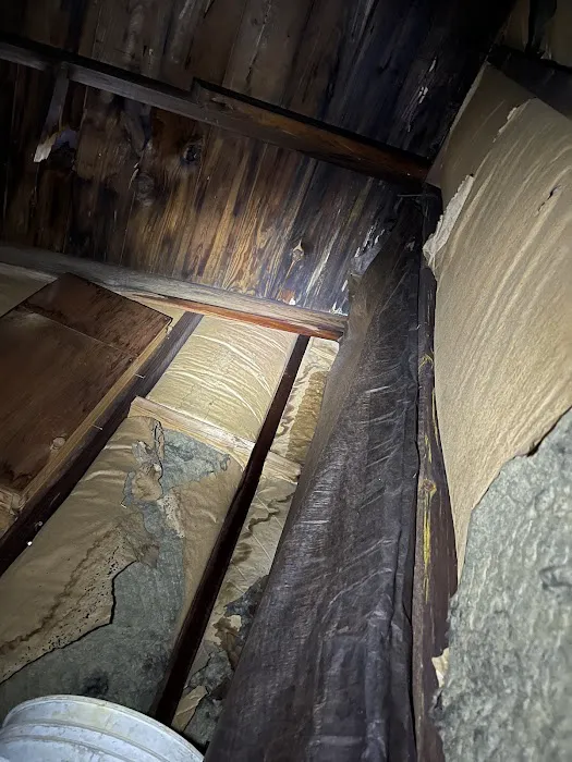 Chicago Roofing and Gutters Picture 2