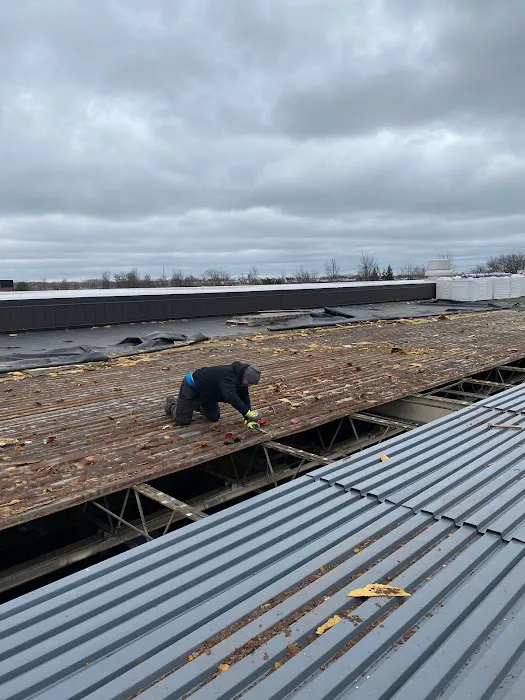 Midwest Roofing Picture 10