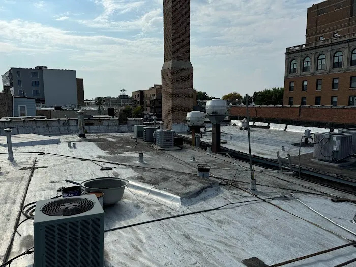Wrigleyville Roofing & Tuckpointing Picture 4