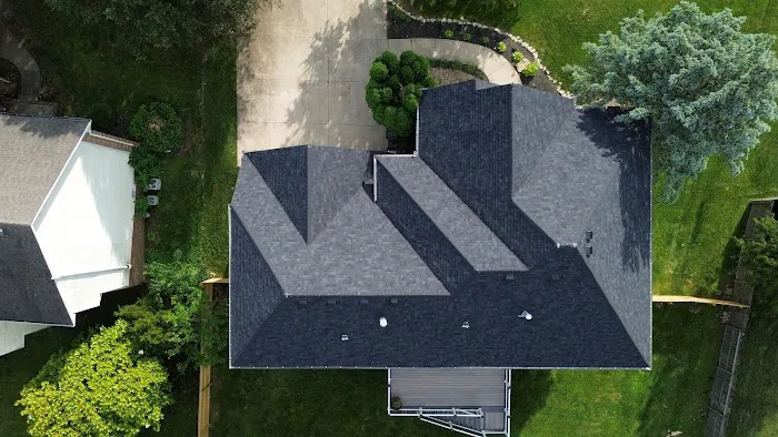 Executive Roofing Picture 3