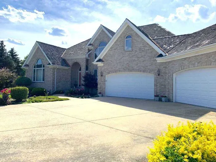 Amenity Roofing and Siding Picture 4