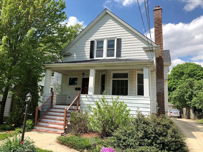 Acosta Exteriors LLC Picture 1