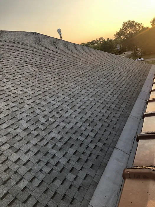 Roofmen & Maintenance Corp Picture 3