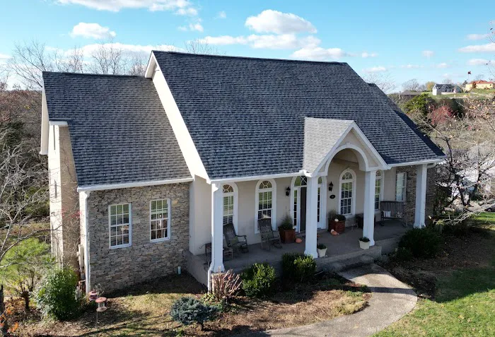 Showplace Roofing Picture 2