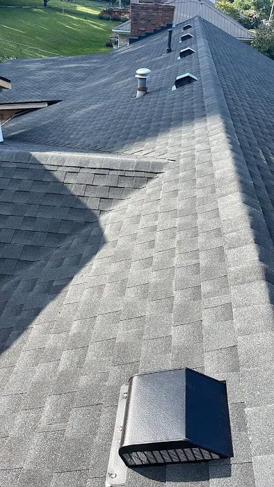 Showplace Roofing Picture 9