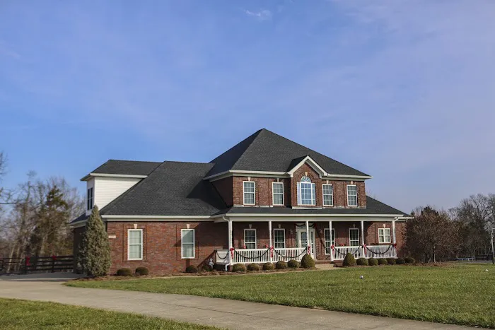 44 Roofing & Construction Picture 2