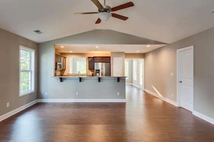 Tri-Star Roofing & Renovations Picture 4